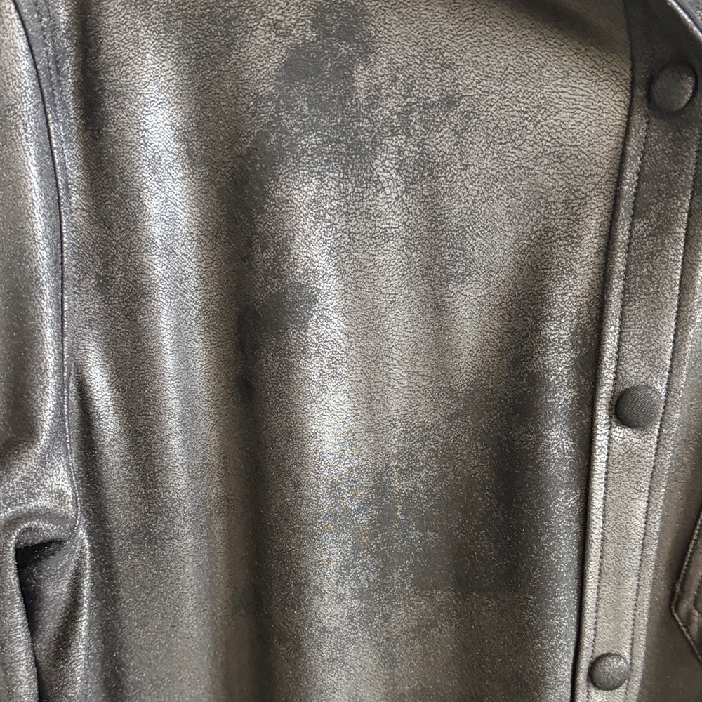 Gianni Bini Black Shirt extra long snap up shirt shimmery material.  Size medium - Picture 4 of 15